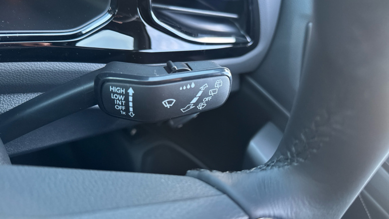 Volkswagen T-Roc 1.0 TSI 115 Style Design 5dr Petrol Hatchback